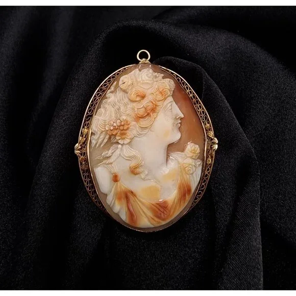 Antique Victorian 10K Solid Gold Large Cameo Pendant Late XIX Century - Picture 2 of 5